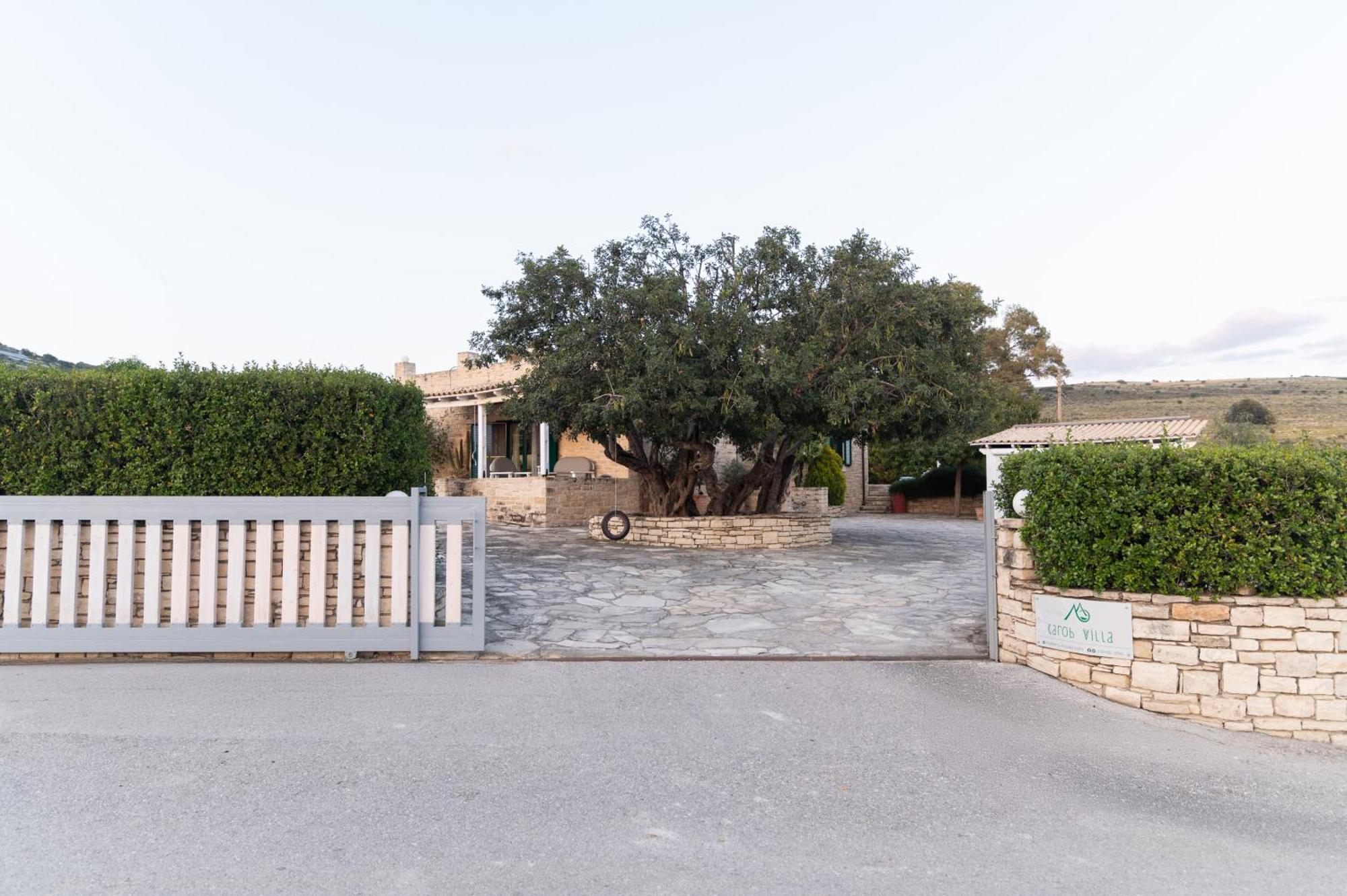 Carob Villa Moírai Eksteriør bilde